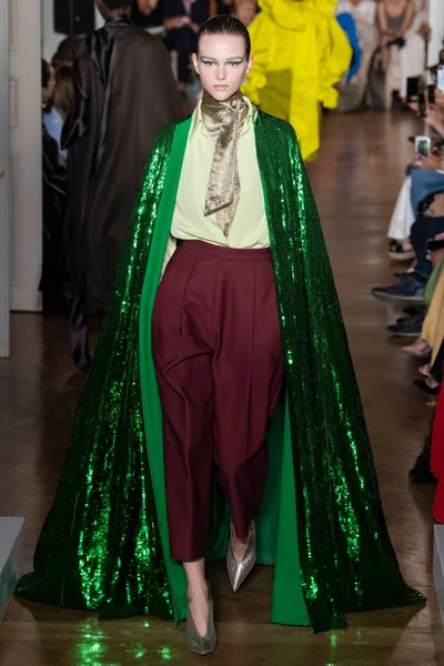 Look 4